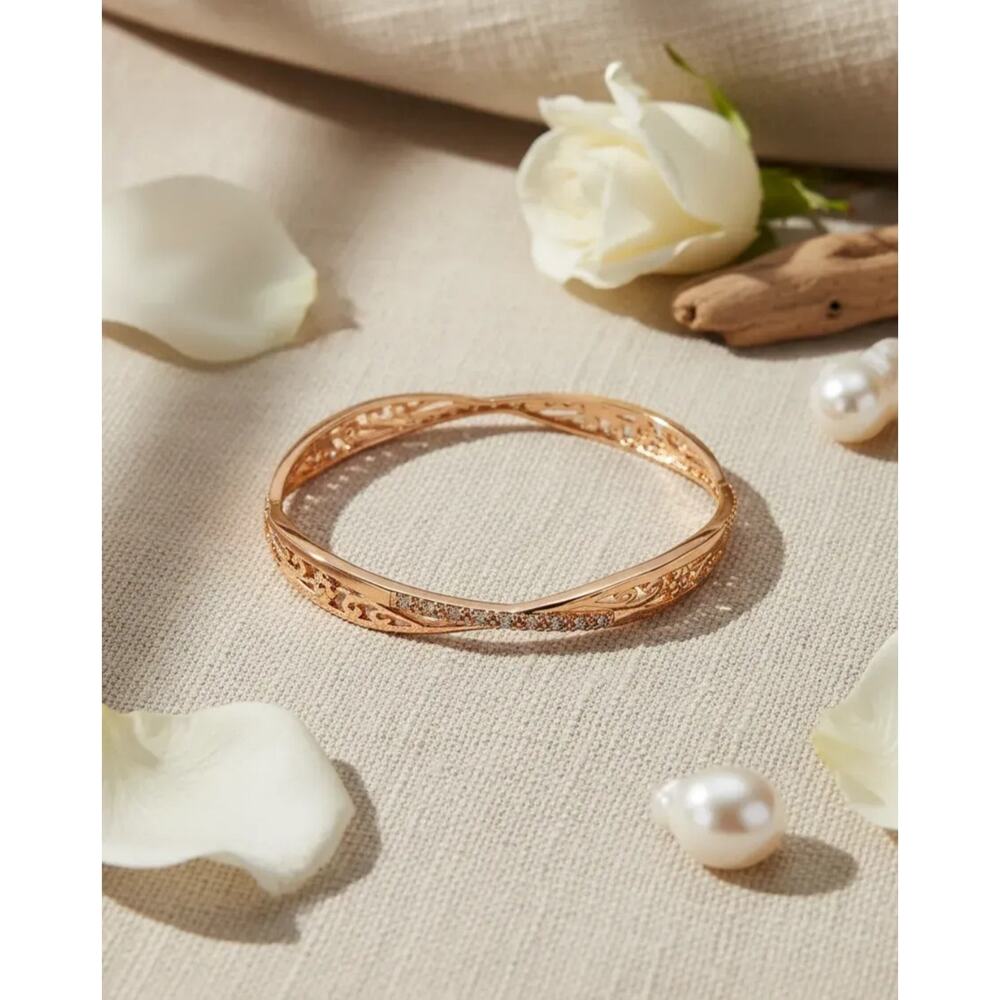 Golden Time Infinity Bracelet Gold Plated, rigid slave style in filigree and...